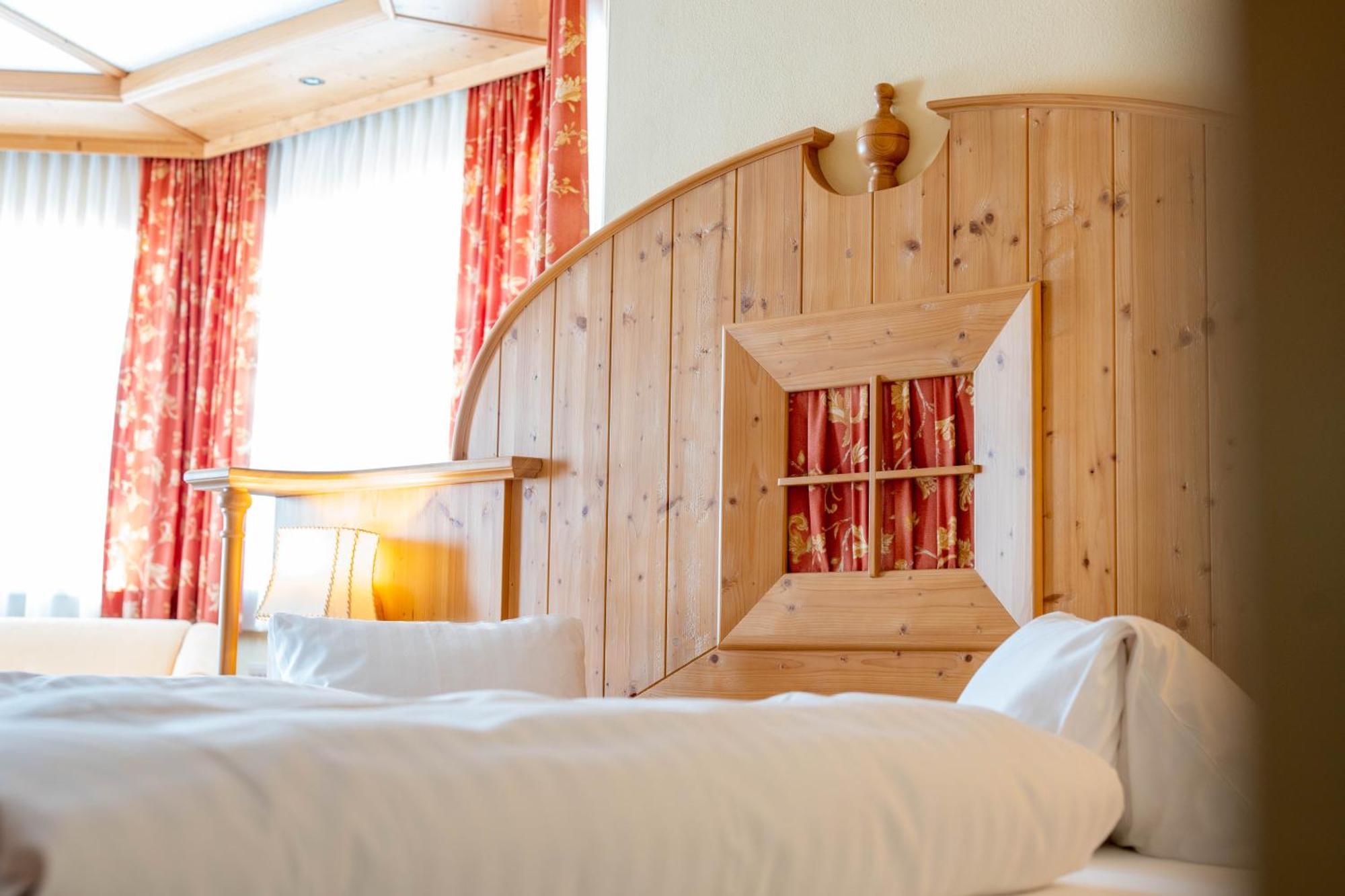 Alpin Panoramahotel Laerchenhof Heiligenblut Εξωτερικό φωτογραφία