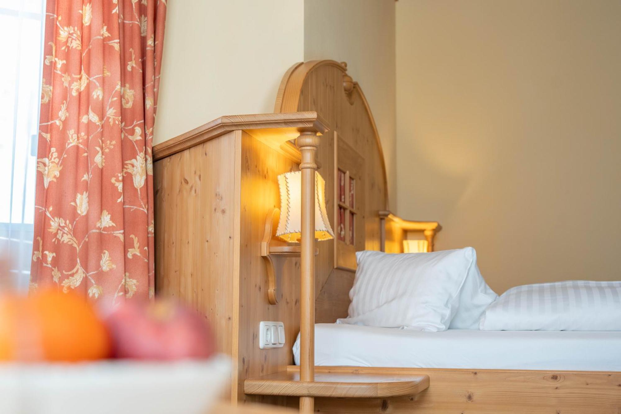 Alpin Panoramahotel Laerchenhof Heiligenblut Εξωτερικό φωτογραφία