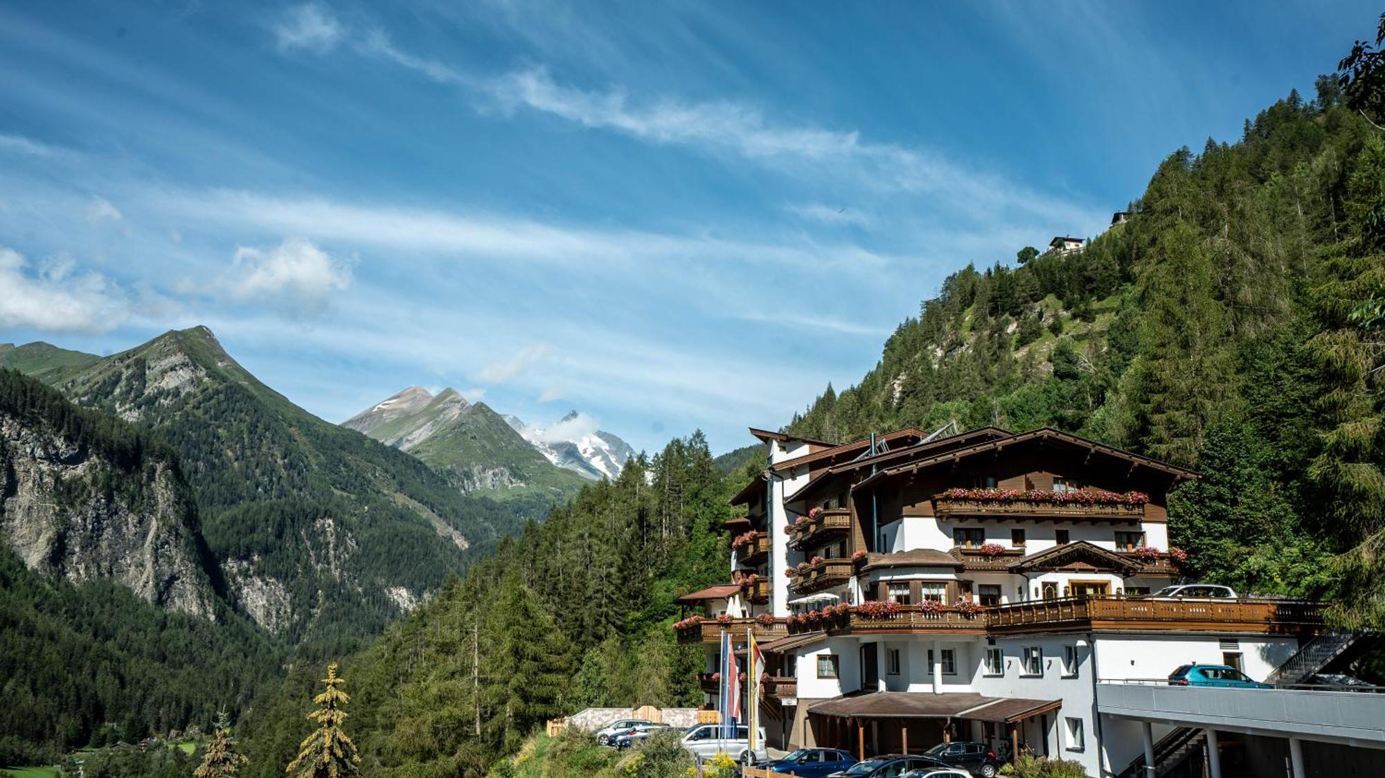 Alpin Panoramahotel Laerchenhof Heiligenblut Εξωτερικό φωτογραφία