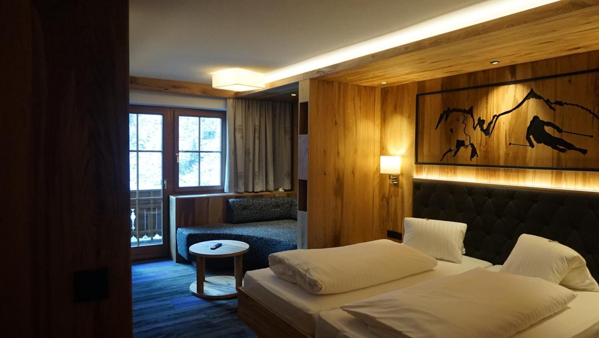 Alpin Panoramahotel Laerchenhof Heiligenblut Εξωτερικό φωτογραφία